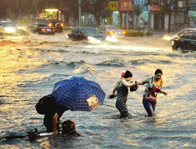 河南为何又成了暴雨中心？专家对此作何详解？