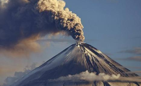 10天地震2万次，冰岛火山或将喷发，火山地震到底有多恐怖？