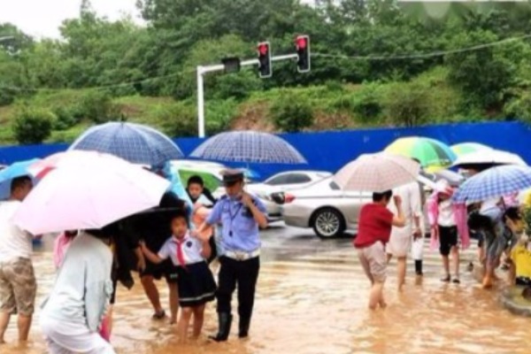 为什么暴雨过后几天的自来水不能饮用？