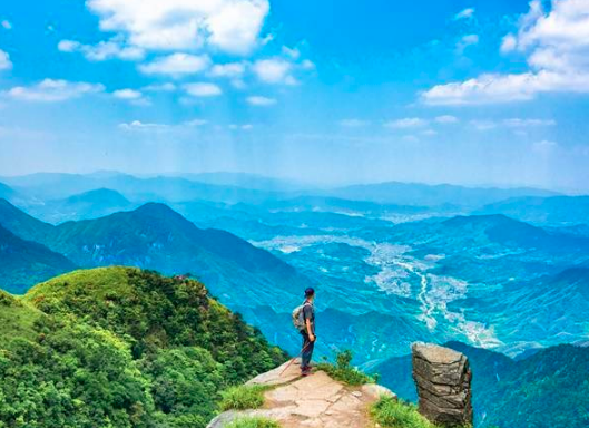 全国多地景区门票降价了？