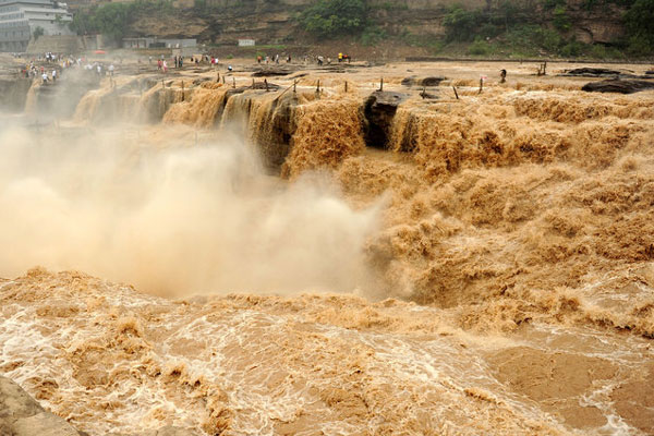 辽宁多地出现强降雨天气，2万余人转移避险，如何预防洪灾的发生？