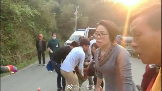 湖南郴州一施工车侧翻造成12人死亡19人受伤是怎么回事？