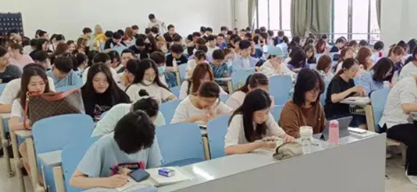 大学好吗上大学的感受