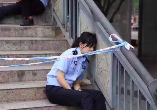 重庆23岁女民警殉职了？