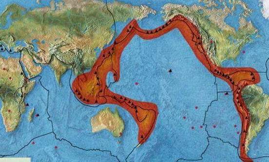 福建某地发生地震，且震感明显，当地居民对此有何表示？