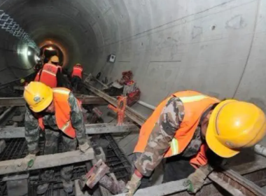 天津地铁一在建工程坍塌致4死事故调查报告出炉，哪些人将会被追责？