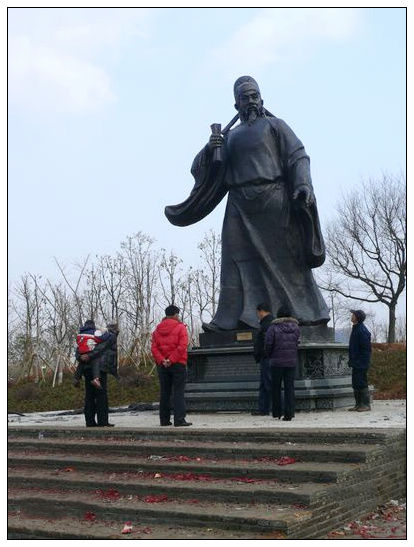 “宁鸣而死，不默而生”是什么意思？