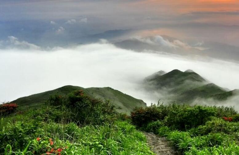 广西贺州有什么旅游景点？